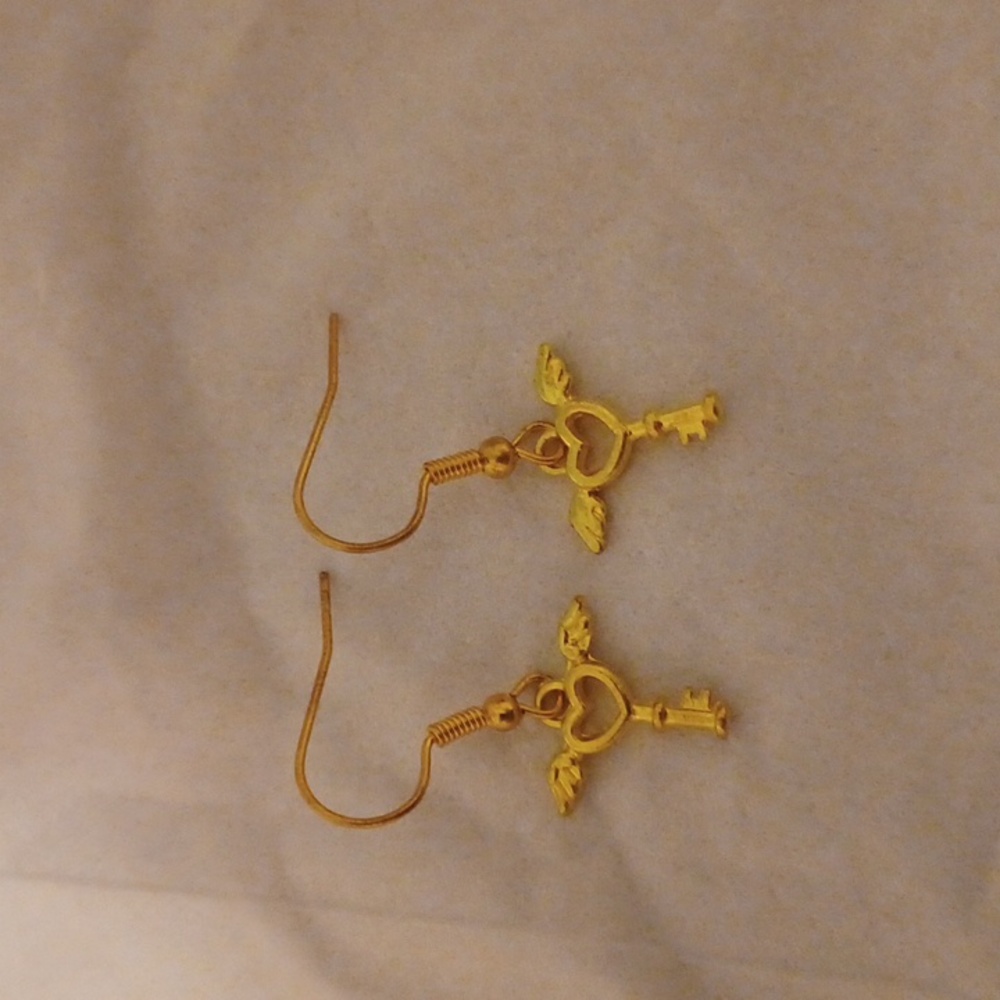 4/$40 New Gold Heart Key With Wings Pair of Earrings - Hand-Made (Assembled)